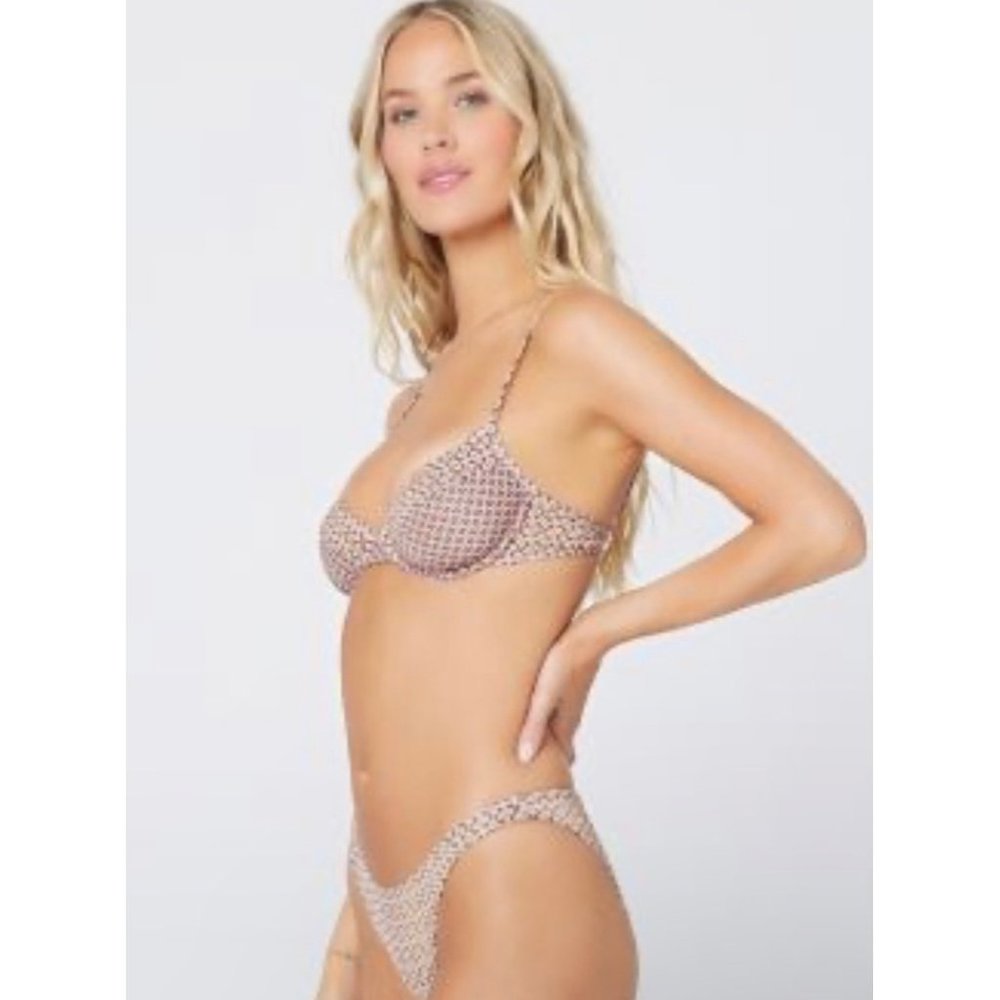 L*Space Shimmer Kaleidoscope Eyes Missy Bikini Top NWT Small - Picture 1 of 6